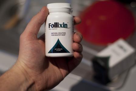 Frascos de Follixin suplemento estimulante para el crecimiento del cabello